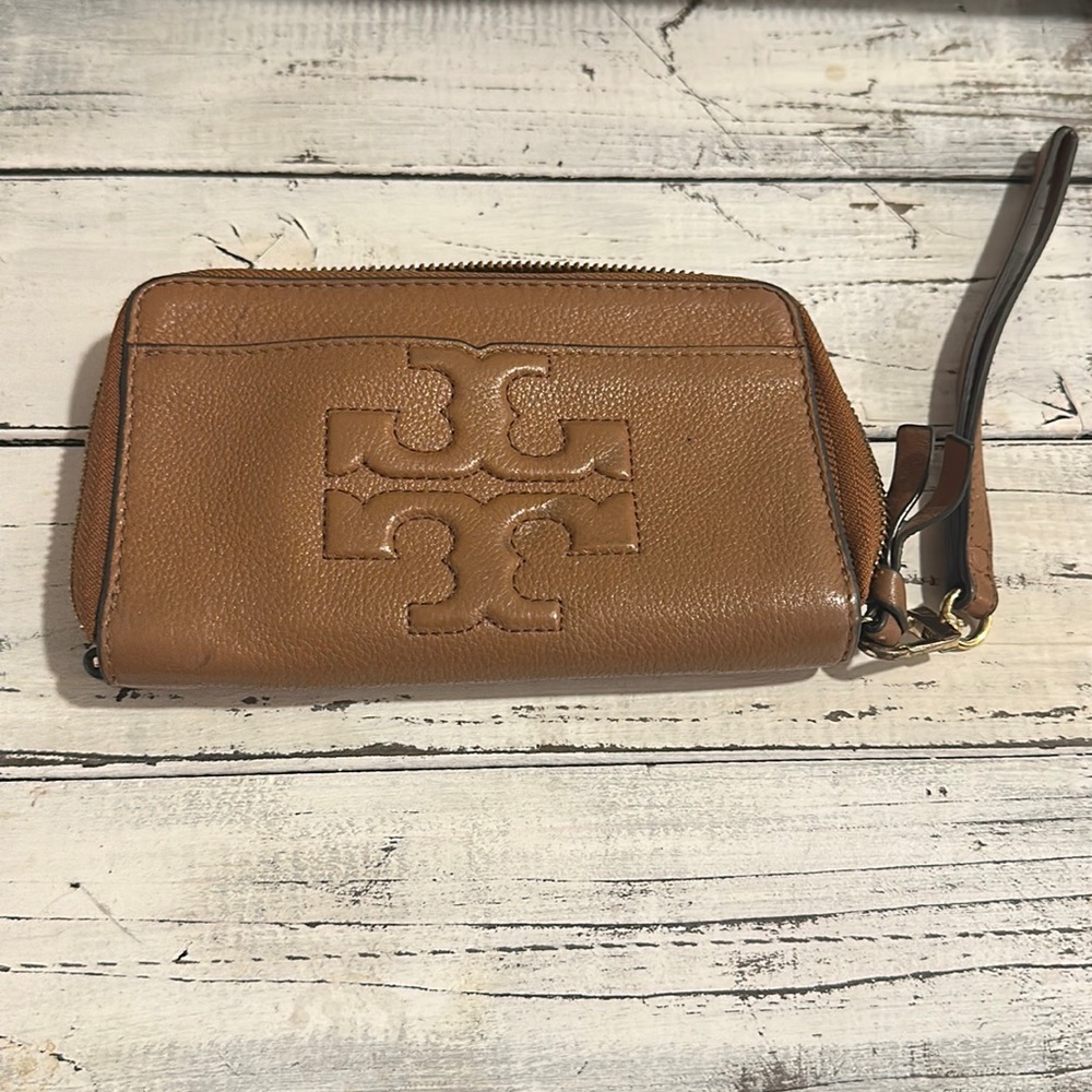 Tory Burch continental wallet